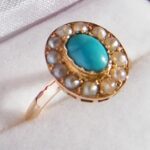 Ring Verlobungsring aus 585/- Gelbgold mit einem Türkis und 12 kleine Perlen