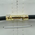 Naturkautschuk Seil mit einem edlen massiven Bajonettverschluss aus 750er Gold