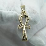Ankh Kreuz aus 750 Gold mit natürlichen Diamanten - Handarbeit