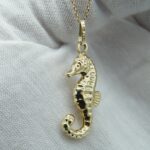Seepferdchen Anhänger aus 585 Gold