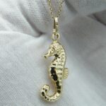 Seepferdchen Anhänger aus 585 Gold