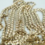 Taschenuhrenkette aus 333 Gold mit Edelsteinen