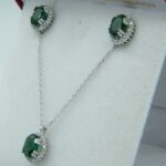 Set aus 375 Weißgold mit kleinen Diamanten