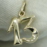 Anhänger 13 aus 333er Gelbgold