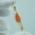 Antike Korallen Brosche aus 750 Gold