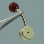 Piercing Kugel Monroe Labret mit Pyrop-Edelstein aus 585 Gold