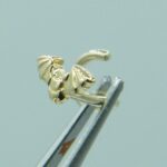 Nasenpiercing Fledermaus aus 585 Gelbgold