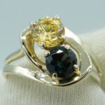 Ring aus 333/- Gelbgold mit zwei wunderschönen Edelsteinen