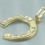 Hufeisen Anhänger aus 333/- Gold