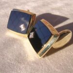 Massive Manschettenknöpfe aus 585/- Gold mit Onyx und Diamanten