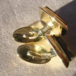 Massive Manschettenknöpfe aus 585/- Gold mit Onyx und Diamanten