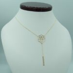 Gelbgold Y-Kette/Lariat-Kette mit dekorativen Anhängern